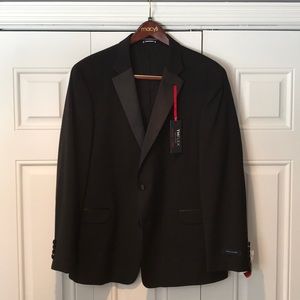 Tommy Hilfiger Flex Tuxedo Brand New Never Worn!